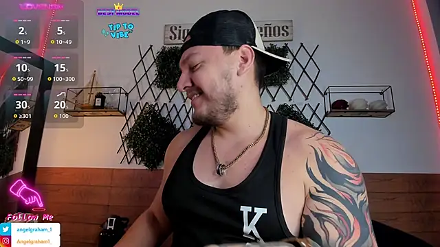 Snapshot of Angelgraham_1 chatting on 02-04-26, 05:08 Angelgraham 1 online show from 02-04-26, 05:08