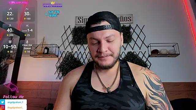 Snapshot of Angelgraham_1 chatting on 02-18-26, 04:58 Angelgraham 1 online show from 02-18-26, 04:58