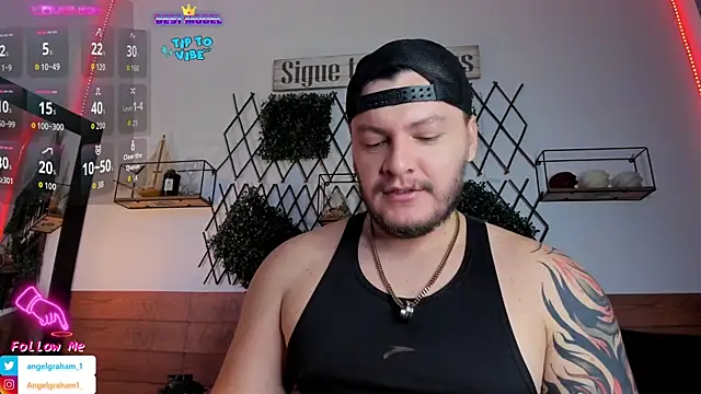 Snapshot of Angelgraham_1 chatting on 02-20-26, 03:56 Angelgraham 1 online show from 02-20-26, 03:56