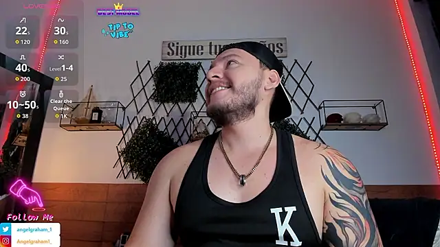 Snapshot of Angelgraham_1 chatting on 03-04-26, 04:35 Angelgraham 1 online show from 03-04-26, 04:35