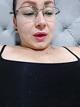 milly sanchez online show from 06-02-26, 06:21