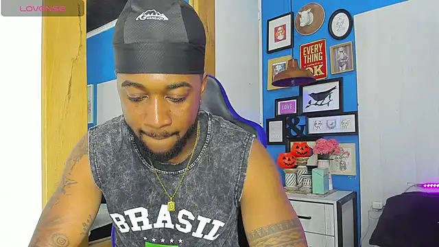 Drake Nassir4 online show from 10-31-25, 09:49