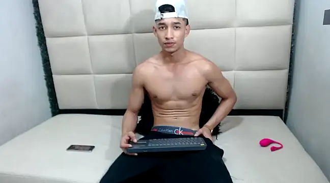 jose sexycumm online show from 12-24-24, 07:55