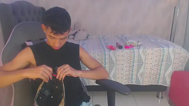 jose sexycumm online show from 02-02-25, 08:08