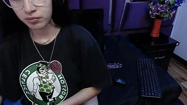 Snapshot of Katty_Queen chatting on 02-17-25, 08:26 Katty Queen online show from 02-17-25, 08:26