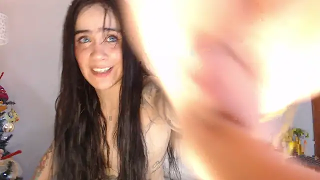 Kimandyuk online show from 12-19-24, 01:39