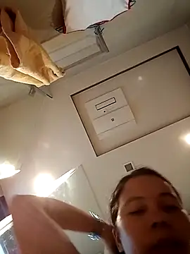 doggiepossession online show from 09-15-25, 05:07