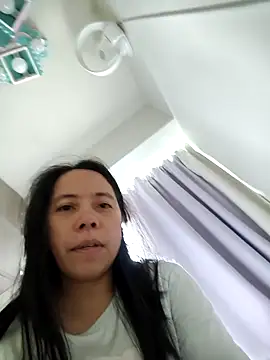 doggiepossession online show from 04-17-26, 07:44