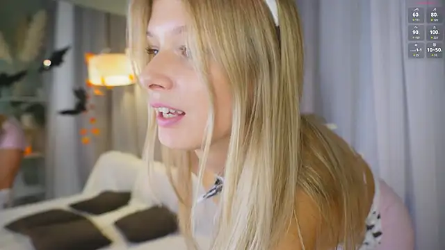 Snapshot of _Katie_Dierse chatting on 10-27-25, 01:37 Katie Dierse online show from 10-27-25, 01:37