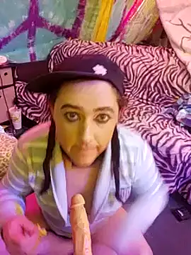 Boo-boo kittyfux online show from 12-27-24, 03:37