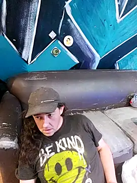 Boo-boo kittyfux online show from 09-17-25, 03:52