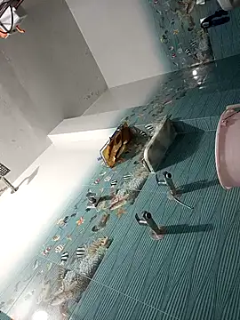 Snapshot of Mr_joh chatting on 11-12-25, 10:37 Mr joh online show from 11-12-25, 10:37