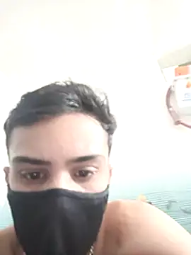 Snapshot of Mr_joh chatting on 11-23-25, 07:41 Mr joh online show from 11-23-25, 07:41