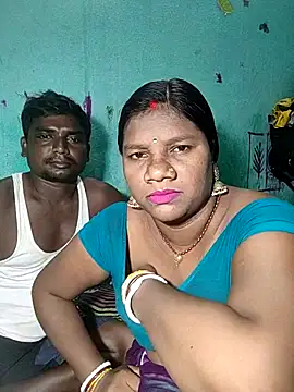 Snapshot of pujavinod chatting on 10-17-25, 04:48 pujavinod online show from 10-17-25, 04:48