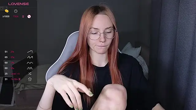 littlevildevil online show from 11-28-25, 10:51