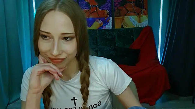 Snapshot of AlexaHarmon chatting on 01-25-25, 04:57 AlexaHarmon online show from 01-25-25, 04:57