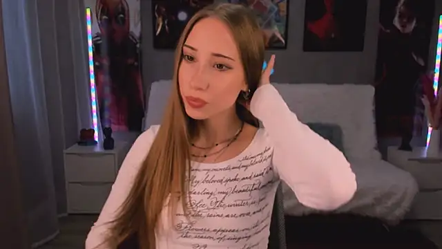 Snapshot of AlexaHarmon chatting on 09-12-25, 01:22 AlexaHarmon online show from 09-12-25, 01:22