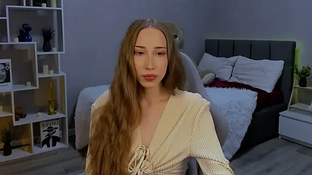 Snapshot of AlexaHarmon chatting on 11-26-25, 06:36 AlexaHarmon online show from 11-26-25, 06:36