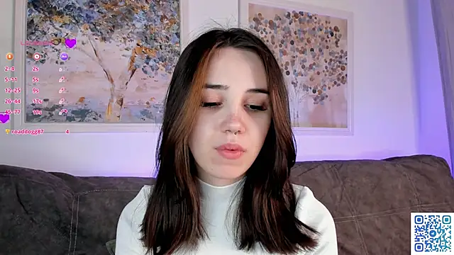 Snapshot of GillianDowdey chatting on 03-03-25, 01:21 GillianDowdey online show from 03-03-25, 01:21