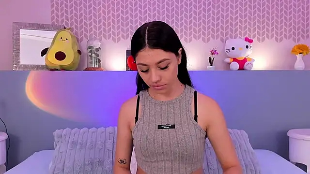 Snapshot of CheryelFox chatting on 05-08-26, 08:58 CheryelFox online show from 05-08-26, 08:58