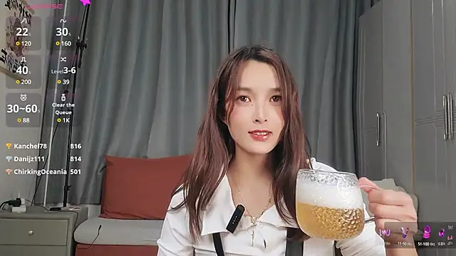 Snapshot of Youth3_ chatting on 02-08-25, 03:42 Youth3 online show from 02-08-25, 03:42