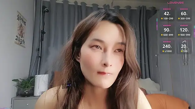 Snapshot of Youth3_ chatting on 03-08-25, 09:40 Youth3 online show from 03-08-25, 09:40