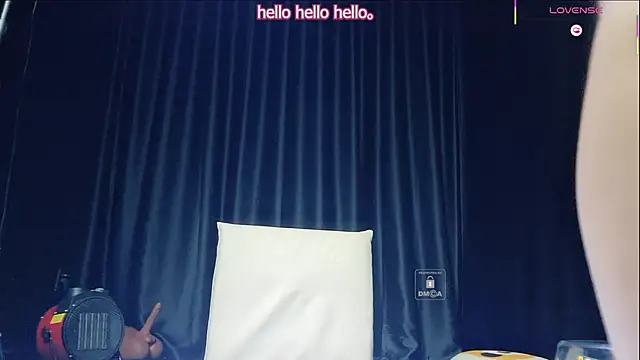 Snapshot of Youth3_ chatting on 11-02-25, 01:02 Youth3 online show from 11-02-25, 01:02