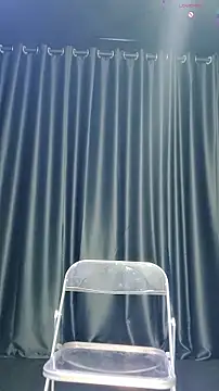 Snapshot of Youth3_ chatting on 12-14-25, 02:33 Youth3 online show from 12-14-25, 02:33