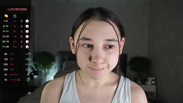 Snapshot of AislyEmbury chatting on 02-03-25, 01:19 AislyEmbury online show from 02-03-25, 01:19