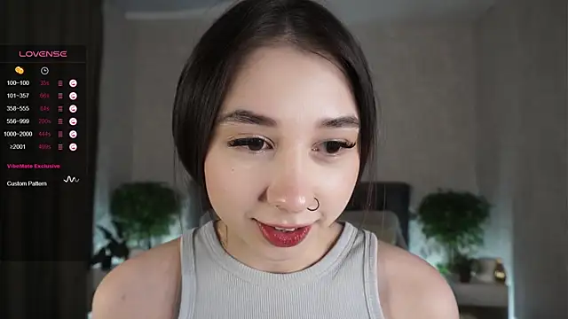 Snapshot of AislyEmbury chatting on 02-11-25, 07:05 AislyEmbury online show from 02-11-25, 07:05