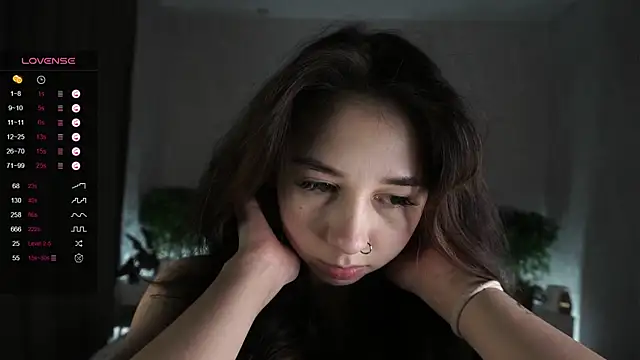 Snapshot of AislyEmbury chatting on 02-15-25, 02:26 AislyEmbury online show from 02-15-25, 02:26