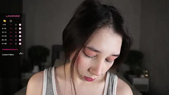 Snapshot of AislyEmbury chatting on 02-23-25, 08:11 AislyEmbury online show from 02-23-25, 08:11