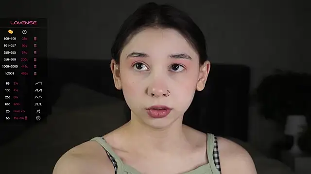 Snapshot of AislyEmbury chatting on 03-02-25, 07:23 AislyEmbury online show from 03-02-25, 07:23