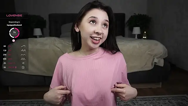 Snapshot of AislyEmbury chatting on 03-07-25, 08:44 AislyEmbury online show from 03-07-25, 08:44