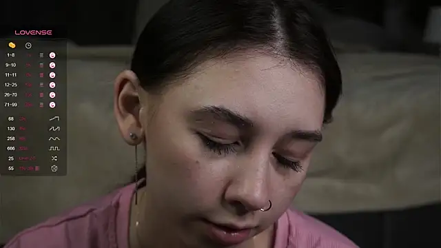 Snapshot of AislyEmbury chatting on 03-08-25, 02:55 AislyEmbury online show from 03-08-25, 02:55