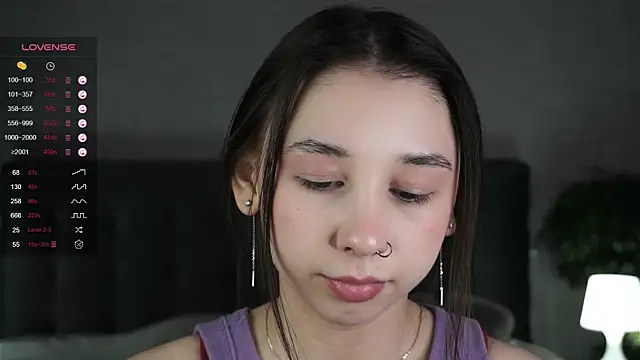 Snapshot of AislyEmbury chatting on 03-08-25, 10:24 AislyEmbury online show from 03-08-25, 10:24