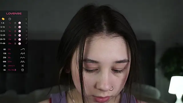 Snapshot of AislyEmbury chatting on 03-09-25, 01:25 AislyEmbury online show from 03-09-25, 01:25