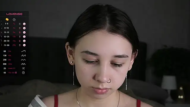 Snapshot of AislyEmbury chatting on 03-14-25, 03:37 AislyEmbury online show from 03-14-25, 03:37