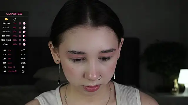 Snapshot of AislyEmbury chatting on 03-14-25, 07:34 AislyEmbury online show from 03-14-25, 07:34