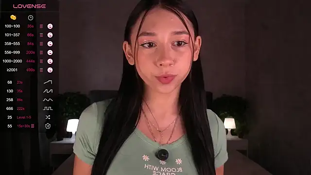 Snapshot of AislyEmbury chatting on 10-01-25, 05:46 AislyEmbury online show from 10-01-25, 05:46