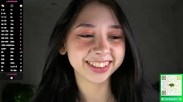 Snapshot of AislyEmbury chatting on 11-19-25, 04:45 AislyEmbury online show from 11-19-25, 04:45