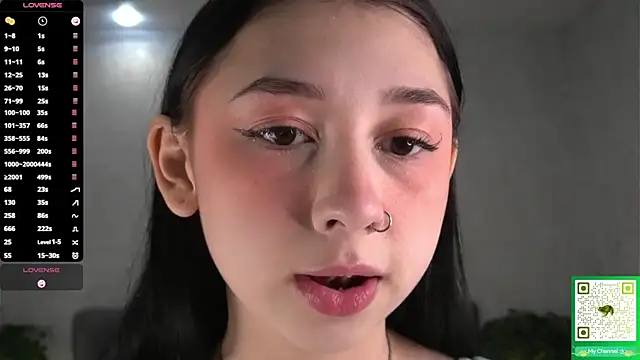 Snapshot of AislyEmbury chatting on 11-27-25, 04:47 AislyEmbury online show from 11-27-25, 04:47