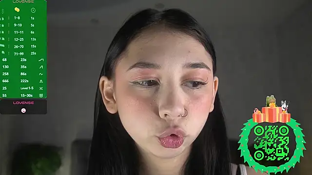 Snapshot of AislyEmbury chatting on 12-02-25, 05:13 AislyEmbury online show from 12-02-25, 05:13