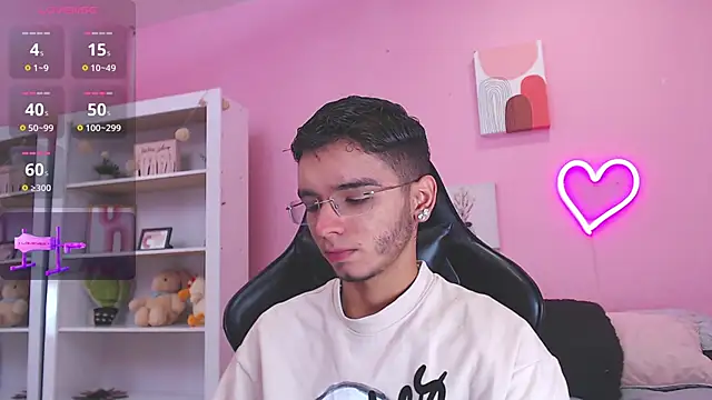 Ian Castillo  online show from 01-24-25, 11:26