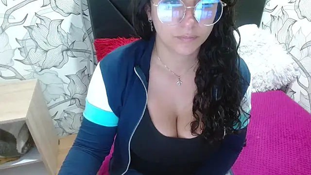 sarax ximena online show from 02-15-25, 12:04