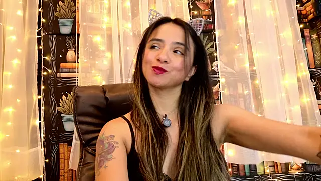 julietta   jackson online show from 07-06-26, 10:56