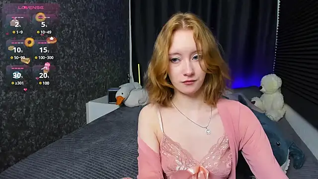 Snapshot of MonicaPerryy chatting on 03-21-25, 12:29 MonicaPerryy online show from 03-21-25, 12:29