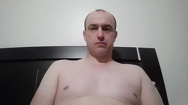 Snapshot of joshuagpratt chatting on 01-17-25, 06:12 joshuagpratt online show from 01-17-25, 06:12