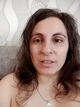 ShelaDiass online show from 01-16-26, 05:11