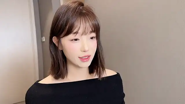 Snapshot of Louisopp-o1 chatting on 02-07-25, 03:08 Louisopp-o1 online show from 02-07-25, 03:08